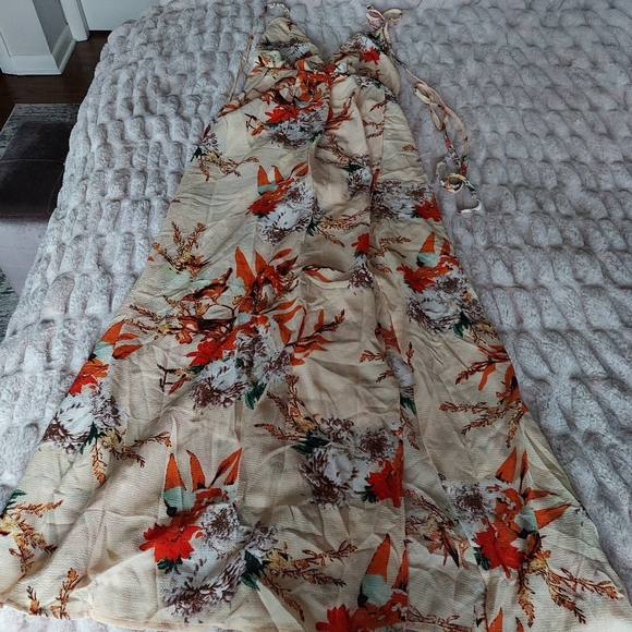 Simplee Backless Boho Floral Print Maxi Dress - Picture 3 of 5